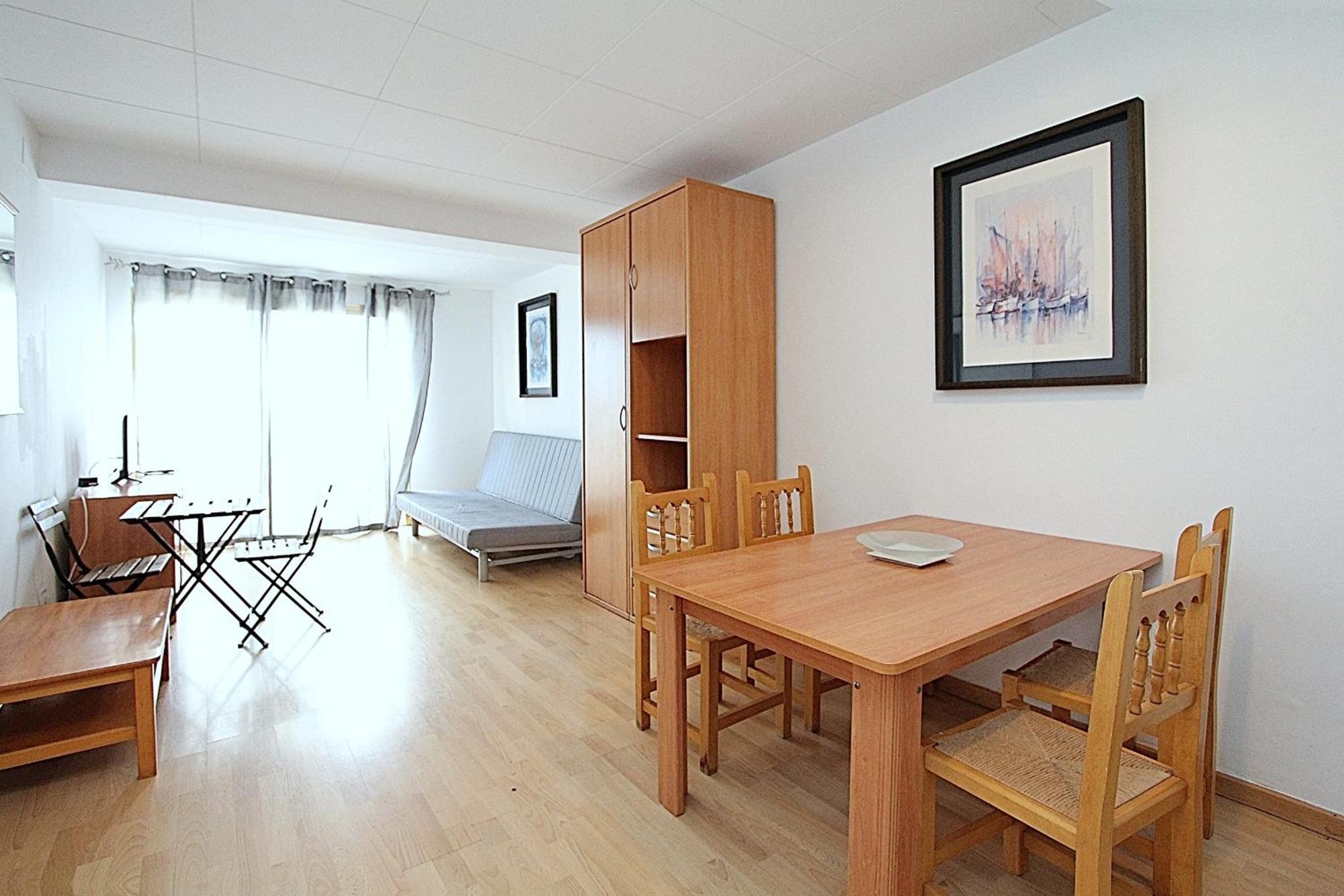 Apartaments Nautic リョレート・デ・マル 部屋 写真